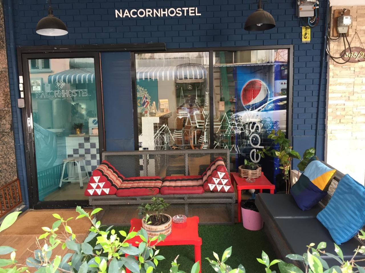 Nacorn Hostel Bangkok Exterior foto